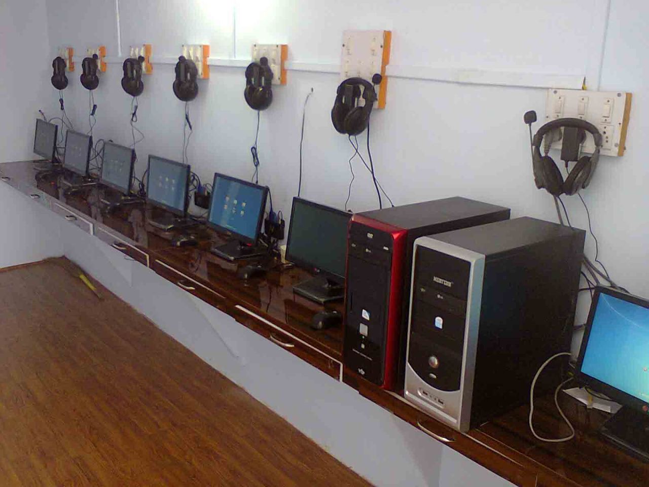 SHREE COMPUTER 200.0